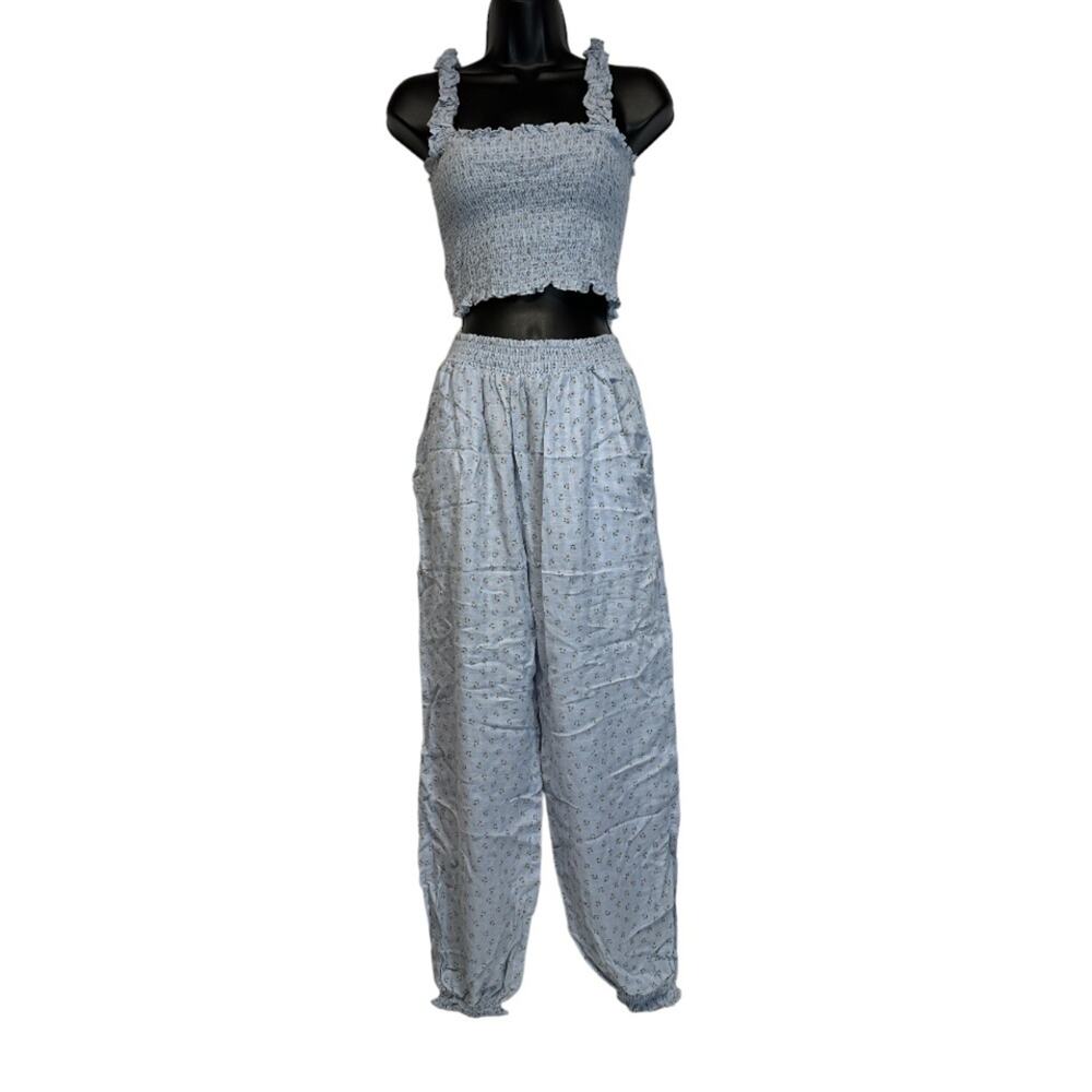 Mable Light Blue Floral Print Sleeveless Crop Top and Jogger Pants Set Size S